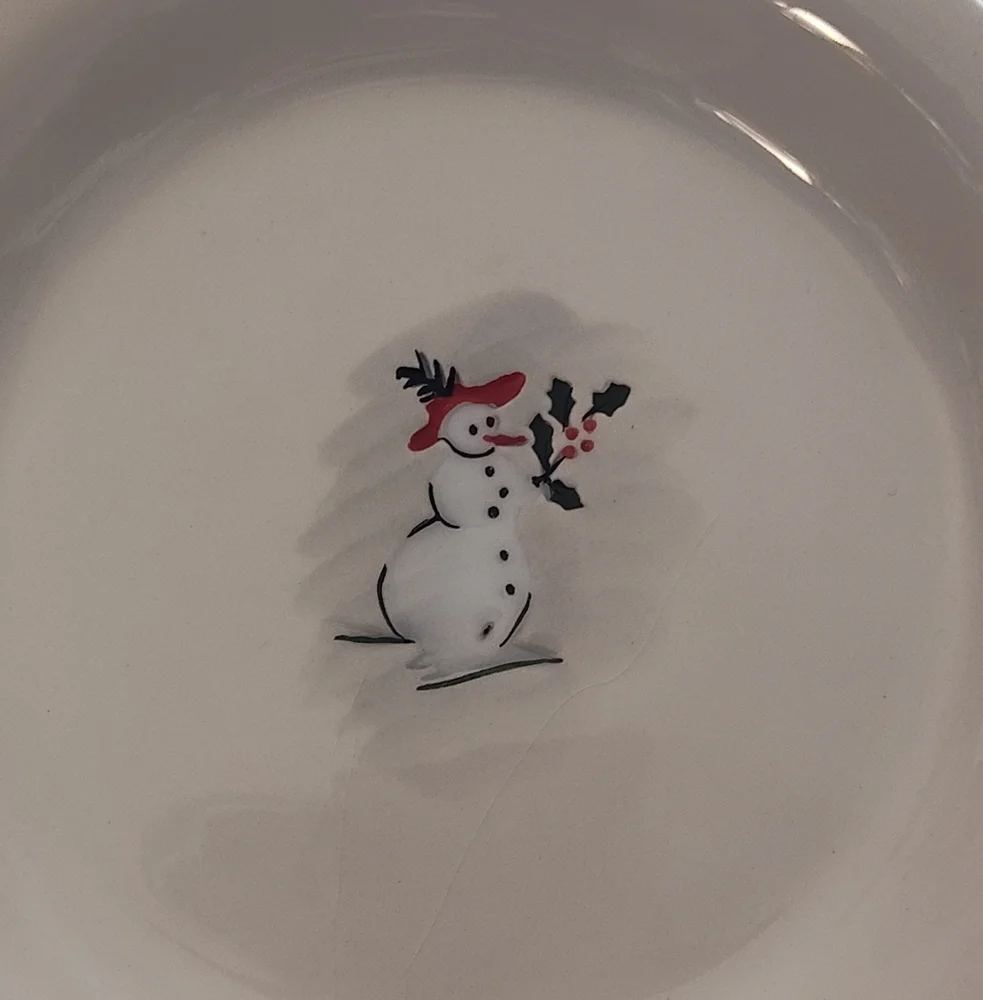 NEW & VINTAGE! Williams-Sonoma White Christmas Themed Plate Set